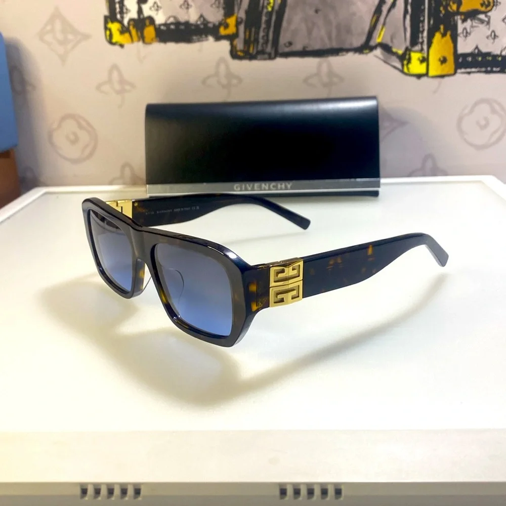New Unisex Givenchy Sunglasses GV 40036 U 52W